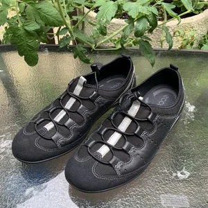 Ecco - Woman's Black Comfort Walking Shoe Sneakers Size 40 9.5 - Picture 1 of 10
