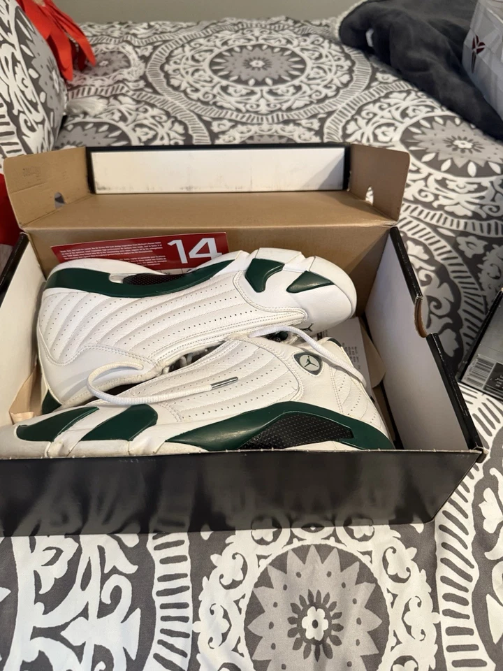 Jordan 14 Forest Green 男式运动鞋 9 码 — 第 1/4 张图片