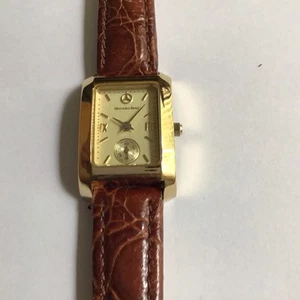 AUTOMOBILIA/LADIES MERCEDES BENZ TANK WATCH/GOLD FINISH/LEATHER BAND - Picture 1 of 2