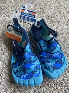 New Boys Newtz Slip on Swim Water Shoes Size Youth 13 -1 Blue Sharks sandals - Picture 1 of 5