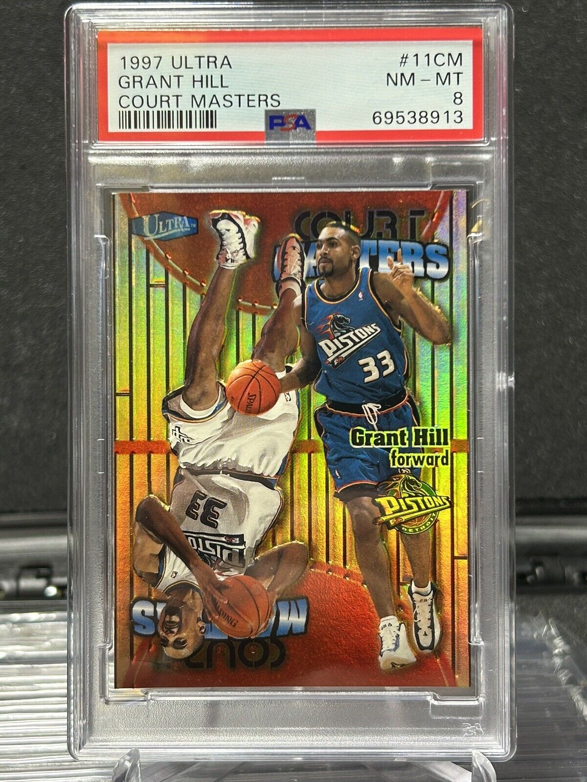 1997 Ultra Grant Hill Court Masters 11 of 20 PSA 8 New Slab