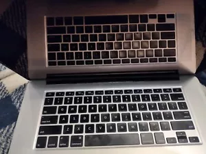 Apple MacBook Pro Retina 13.3” (128GB SSD, Intel Core i7 3th Gen., 2.9 Ghz, 8GB) - Picture 1 of 4