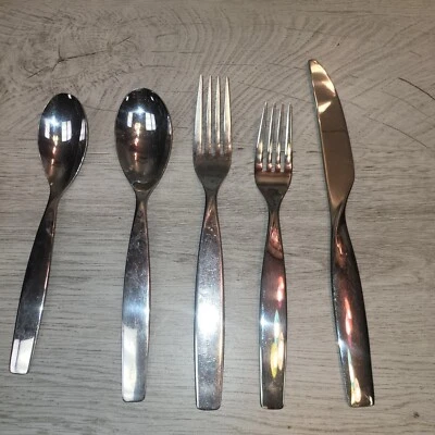 Sasaki 18/0 Cubiertos Utensilio de Cena 5 Piezas Colocación Tenedor Cuchara Cuchillo Usado Foto 1 de 4