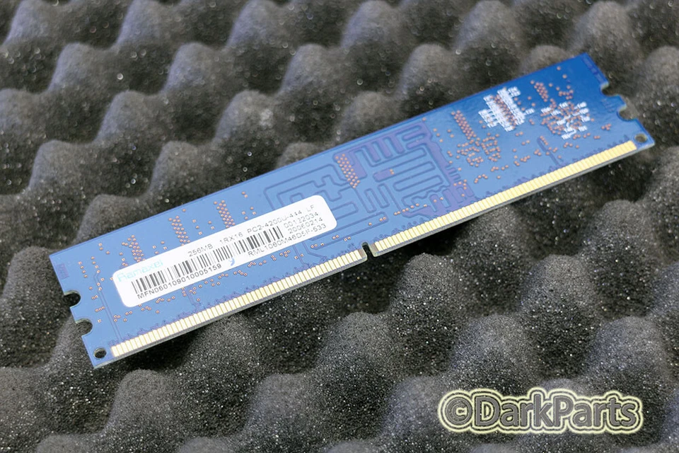 Ramaxel RML1060M46D5F-533 PC2-4200U-444 256MB Memory RAM - Image 1 of 1