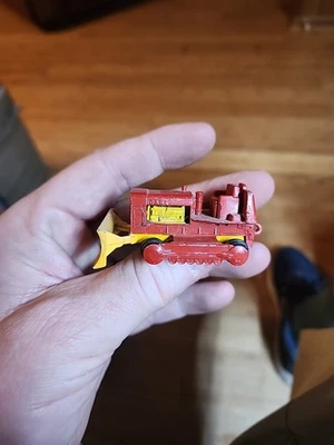 Vintage Matchbox Lesney Series No. 16 Case Tractor Bulldozer No Tracks Loose - Image 1 of 4