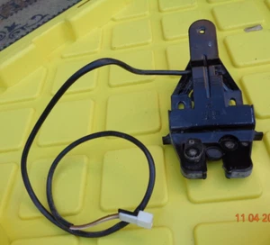 1995-2001 BMW E38 TRUNK LOCK LATCH 740iL 750iL 740i 740 730i 728iL 728i 730d 750 - Picture 1 of 2
