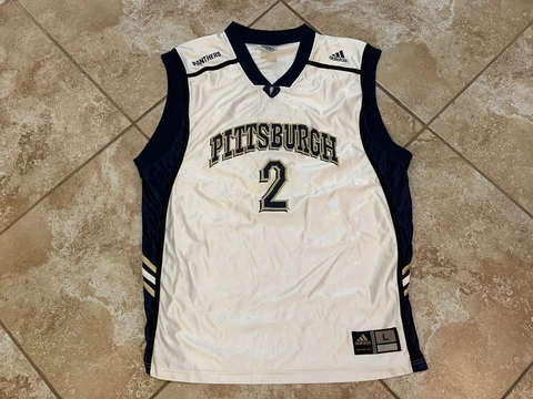 Pittsburg Pitt Panthers White Adidas Basetball Jersey Size Large #2 NCAA Cover