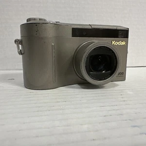Kodak DC4800 3.1MP Digital Point & Shoot - Picture 1 of 6