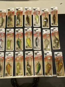 Bandit 400 12-16ft Lot Of 21 Lures - Picture 1 of 8