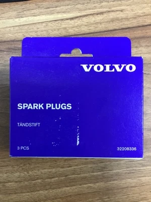 Brand New Genuine Volvo Spark Plugs 32208336 - Image 1 of 2