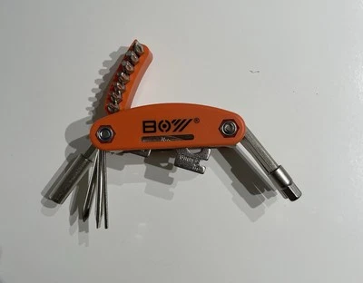 16pc Folding Allen Wrench Set “ Allen Wrench Sets Metric And Standard Sae - Image 1 of 2