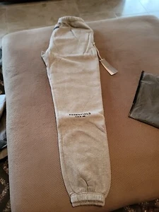 100% Authentic FOG Essentials Jogginghose - Dark Oatmeal - Gr. XL - Bild 1 von 5