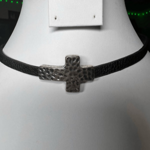 Premier Designs Hammered Silver Tone Cross on Belted Leather Choker 