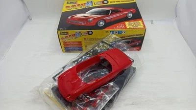 REV07111 Revell Ford New Thunderbird 1/25, kit di montaggio versione easy kit - Immagine 1 di 4