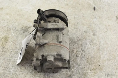 Compresor de aire acondicionado usado se adapta a: Kia Forte Hatchback GT 2014 control automático de temperatura Foto 1 de 4