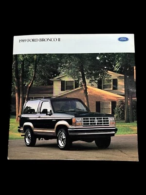Vintage 1989 Ford Bronco II Sales Brochure Booklet Trucks Foto 1 de 4