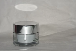 Clinique Repairwear contour firming formula 1.7 oz Sealed - Picture 1 of 2