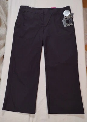 Apostrophe Fiona Women's Capris Pants Sz"2" Black Low Rise Slim Leg Pockets NWT - Image 1 of 4