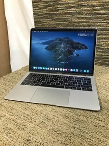 Apple MacBook Air 13" 2017 (Intel Core i5 1.8GHz 8GB 128GB SSD) macOS Monterey - Picture 1 of 10
