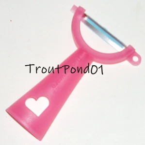 Tupperware Veggie Peeler Horizontal Pink Handle Eye Removal Tool Citrus Cutter - Picture 1 of 1