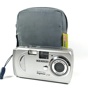 Samsung Digimax 250 Digital Camera 2.1MP Silver SHD Zoom Lens Retro 2000s + Case - Picture 1 of 16