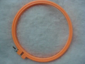 Round Peach Embroidery Quilting Cross Stitch Needlework Screw Type Hoop #6 - Picture 1 of 5