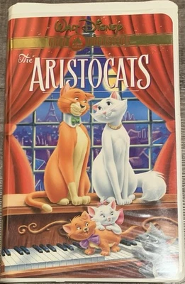 RARE! White Clamshell Case Disney Gold The Aristocats VHS Movie Tape 1970 GOOD!! - Image 1 of 4