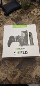 NVIDIA Shield TV 16 GB, 4K HDR, Streamer multimediale Android P2897 (2017) - Foto 1 di 4