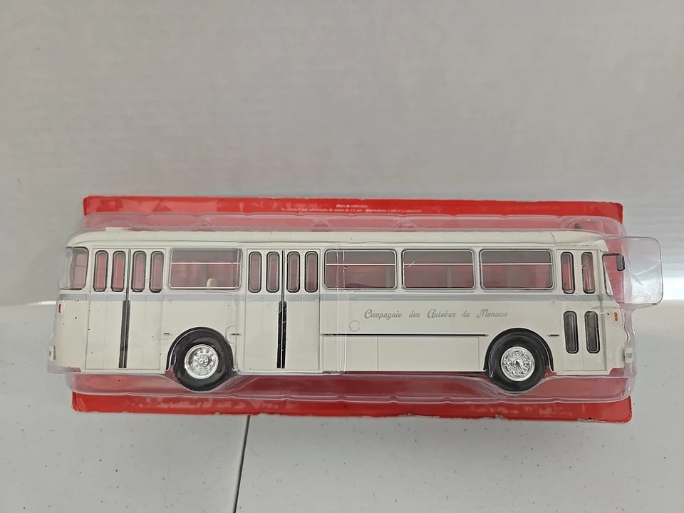 Berliet PLR 10MU 1/43 Compagnie des autobus de Monaco - Image 1 of 4