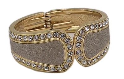 Brazalete brazalete tono dorado bronce brillante con piedras de circón cúbico Foto 1 de 4