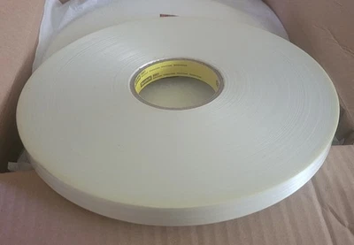 Cinta de filamento 3M Scotch 8981, 330 m (L) x 18 mm (W), transparente - 8 rollos Foto 1 de 4