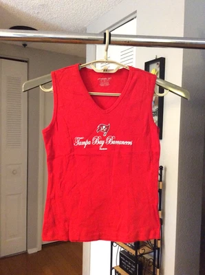 Buccaneers Old Logo Red Sleeveless Shirt Ladies Women Small Petite Reebok - Image 1 of 2