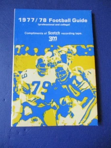 Guía de fútbol americano universitario y profesional vintage 3M Snibbe Publications 1977-78 - Imagen 1 de 3