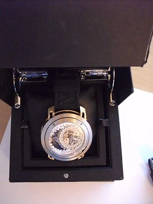 Ritmo Mundo男士腕表202 SS YG Persepolis双时展自动表 — 第 1/4 张图片