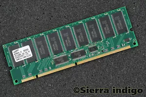 Samsung M390S3320DT1-C7A PC133R-333-542-B2 256MB Server Memory RAM - Picture 1 of 1