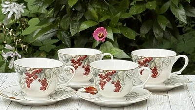 Charter Club Casuals Summer Grove 8 piezas Juego, 4 tazas de té y 4 platillos Foto 1 de 4