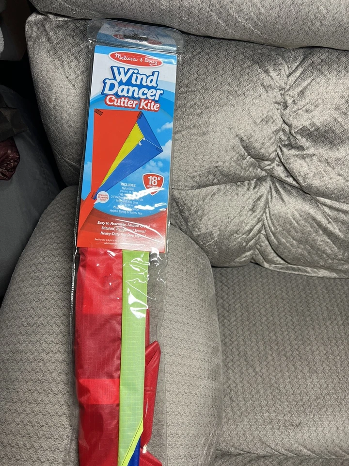 NEW Melissa & Doug Wind Dancer Cutter Kite Premium Ripstop and Fiberglass Struts - Image 1 of 4