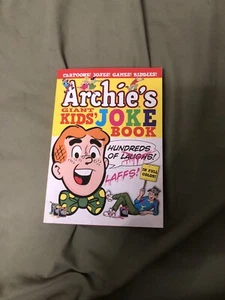 Archie's Giant Kids' Joke Book (Archie's Joke Books) - Picture 1 of 4