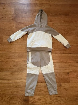 Abercrombie And Kids Sweatsuit Size 5/6 Beige Tan Unisex - Image 1 of 4