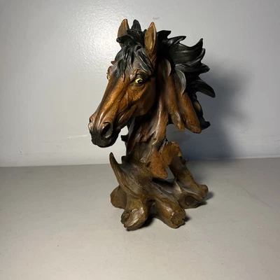 Escultura ecuestre Mustang cabeza de caballo/busto resina melena marrón potro relleno 11" Foto 1 de 4
