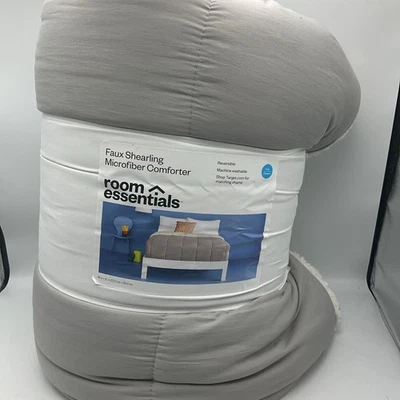 Room Essentials Faux Shearling Microfiber Comforter Gray Full/Queen  - Image 1 of 4