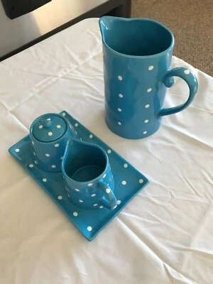 CONJUNTO DE CINCO PEÇAS Maxwell & Williams jarro de aspersão turquesa, açúcar, creme, bandeja - Imagem 1 de 2