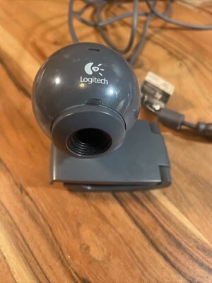 Logitech Webcam V-U0011 640x480 1.3MP Grey Not Tested - Image 1 of 4