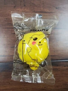 Sealed Vtg 2000 Pokemon Battle Tops Pikachu Kelloggs Cereal Prize Premium - Picture 1 of 3