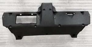 McLaren 600LT, panel de recorte de cubierta de acceso trasero 13N2695CP FABRICANTE DE EQUIPOS ORIGINALES y nuevo - Imagen 1 de 3