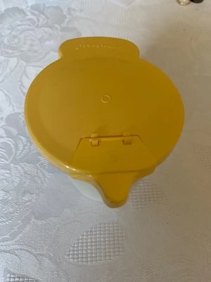 Tupperware Milchkännchen - Bild 1 von 3