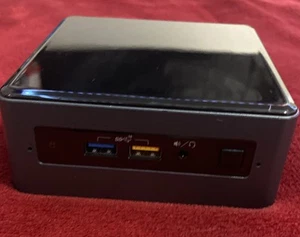 Intel NUC8i7BEH Mini PC i7-8559U 4,6GHz 16GB RAM 256GB SSD Win 11 Pro Iris Plus - Bild 1 von 4