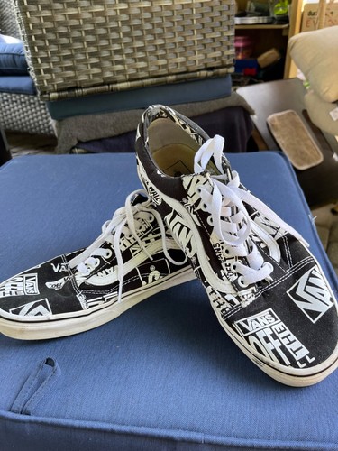 Sneakers basse Vans bianche e nere con stampa "Off The Wall" stringate da uomo taglia 9