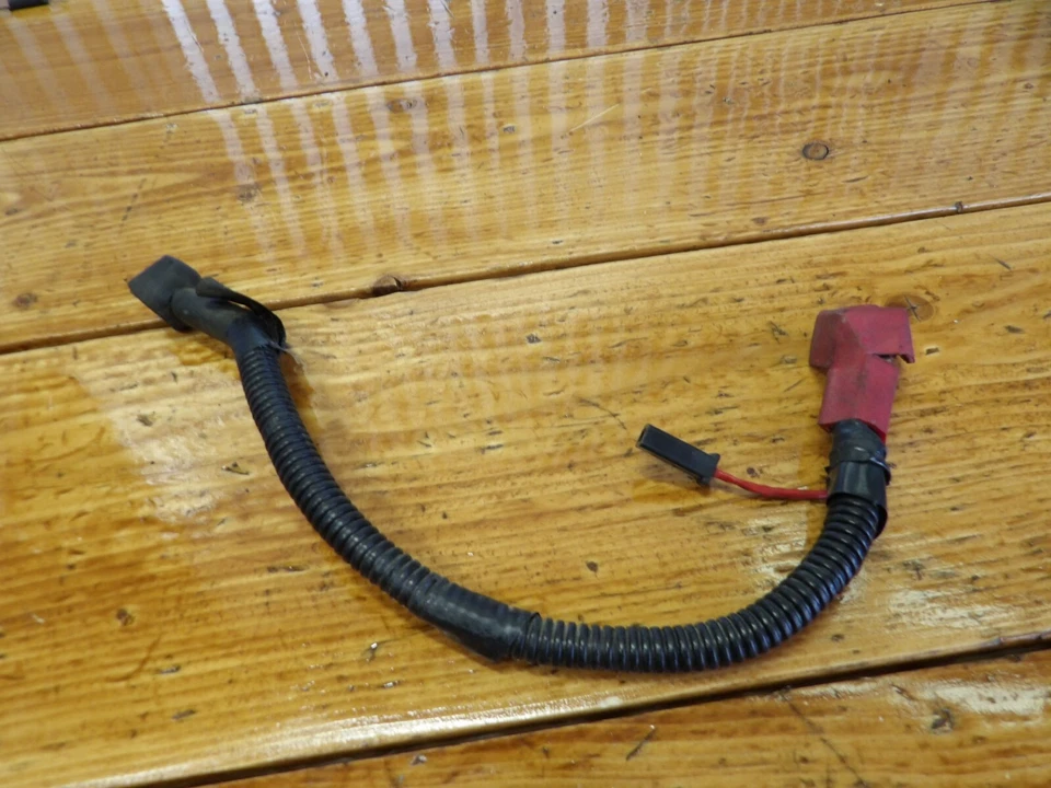 08-12 Royal Enfield Bullet EFI 500 SMALL POSITIVE BATTERY CABLE - Image 1 of 1