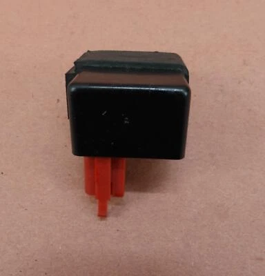 2001-2005 Kawasaki ZR ZRX 1200 ZR1200 A ZRX1200 Fuel Pump Relay Foto 1 de 4